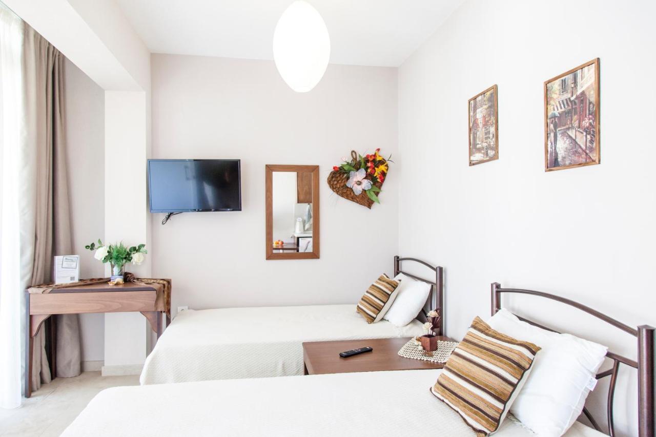 Erosaria Suites Никити Екстериор снимка