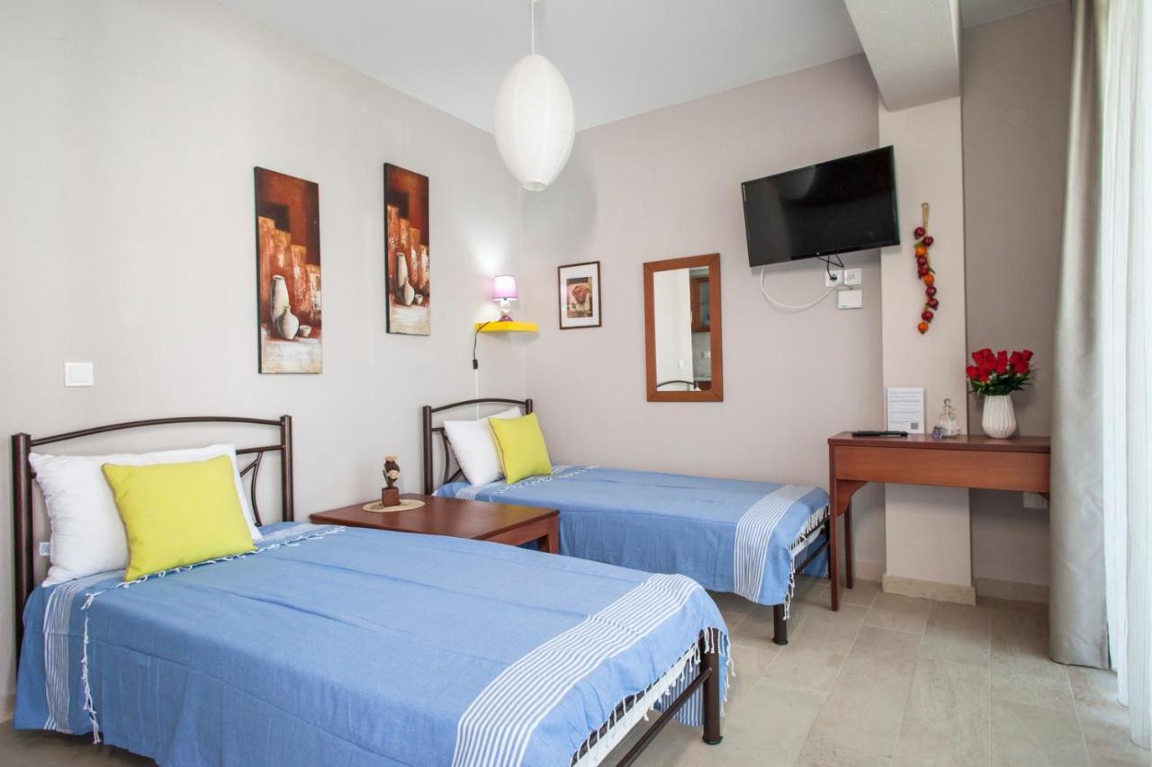 Erosaria Suites Никити Екстериор снимка